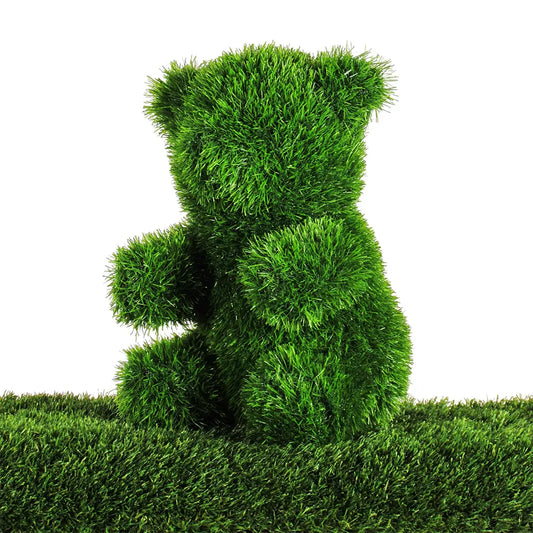 Sitzender Bär aus Kunstrasen