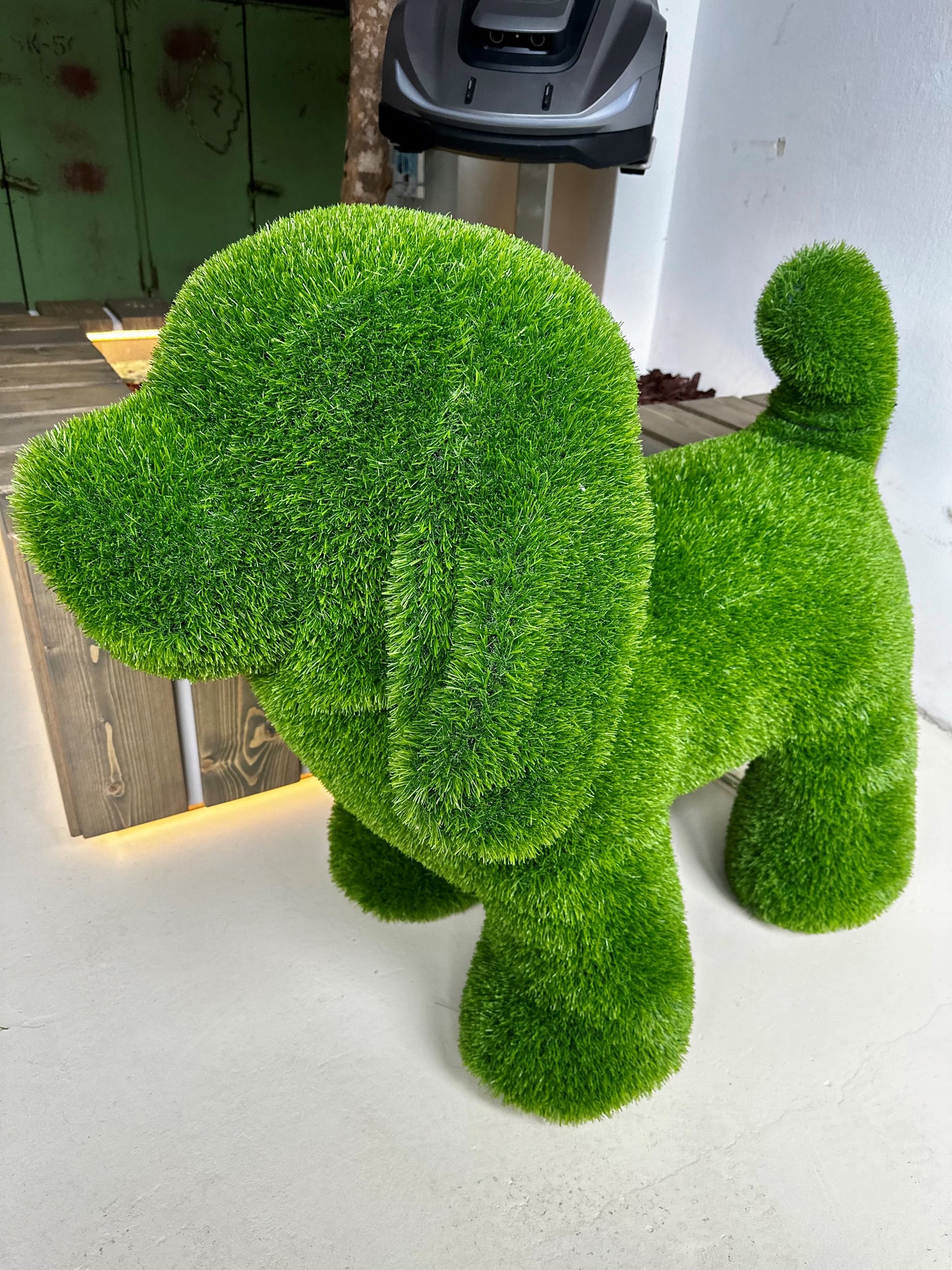 Kunstrasen-Hundeskulptur Vierbeiniger stehender Hund 100 cm
